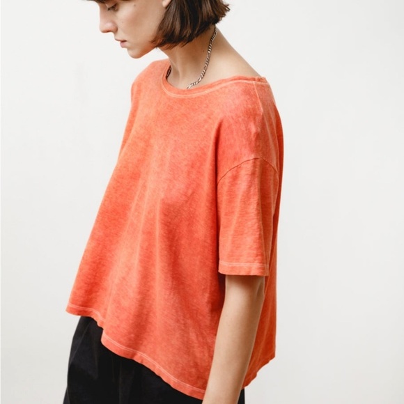 NWT Priory Crop Tee in Organic Slub Jersey Vermillion Red Size M/L - Picture 2 of 4